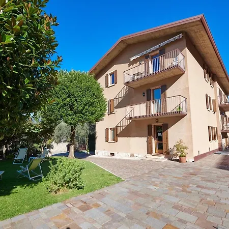 Apartment Casa Milani Apt 4 *